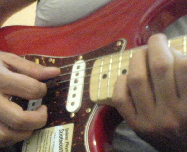 تدریس خصوصی نوازندگی گیتار الکتریک و آکوستیک