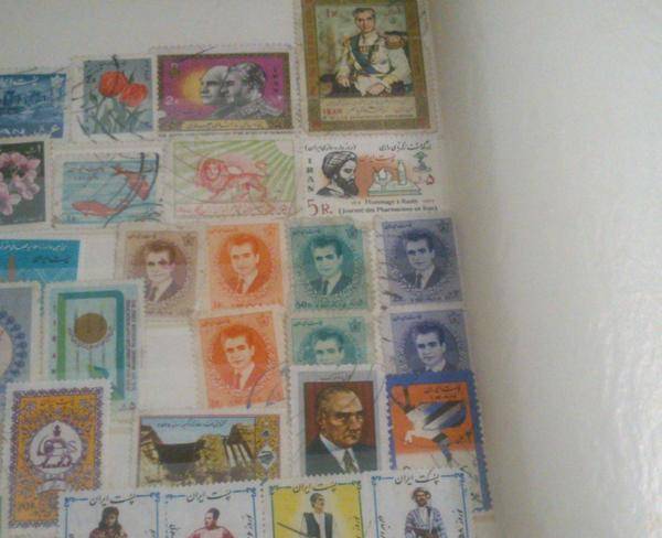 فروش آلبومی از تمبرهای قدیمی