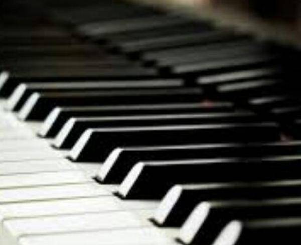 تدریس خصوصی پیانو و کیبورد در منزل شما