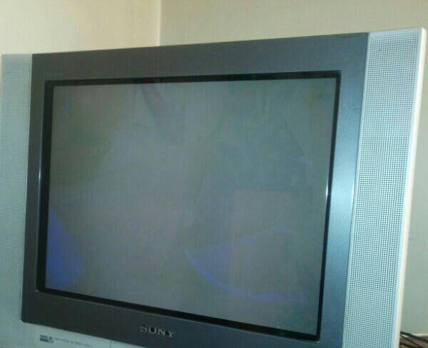 تلویزیون ۲۱ اینچ رنگی سونی