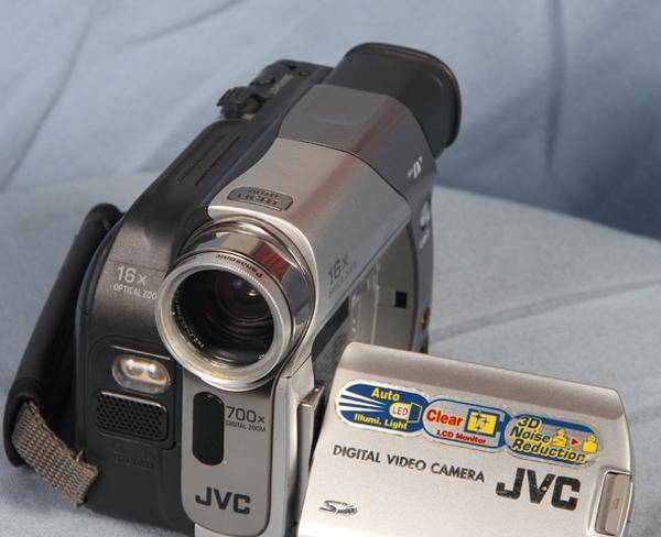 دوربین فیلمبرداری JVC
