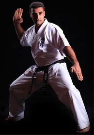 آموزش کیوکوشین کاراته و دفاع شخصی کاربردی