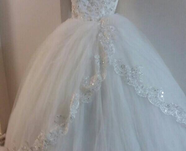 لباس عروس پشت بلند