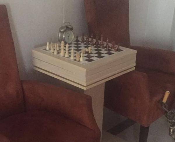 میز تخته و شطرنج