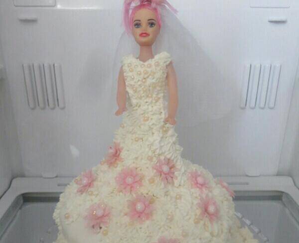 کیک عروس برای یخچال عروس