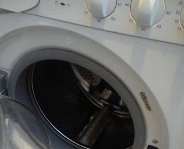 ماشین لباس شویی