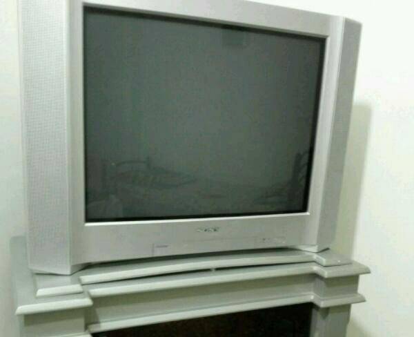 تلویزیون بسیار نو میباشد