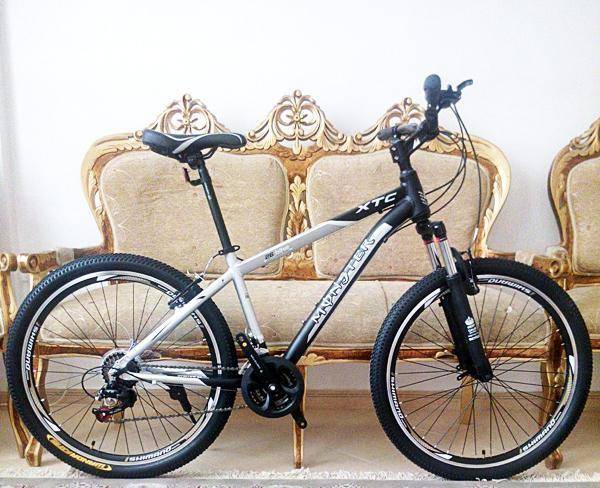 دوچرخه حرفه ایی با لوازم شیمانو