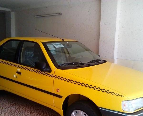 پژو۴۰۵ مدل ۹۵ تاکسی