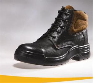 کفش ایمنی پنجه فولادی - ایمنی عایق برق استاندارد