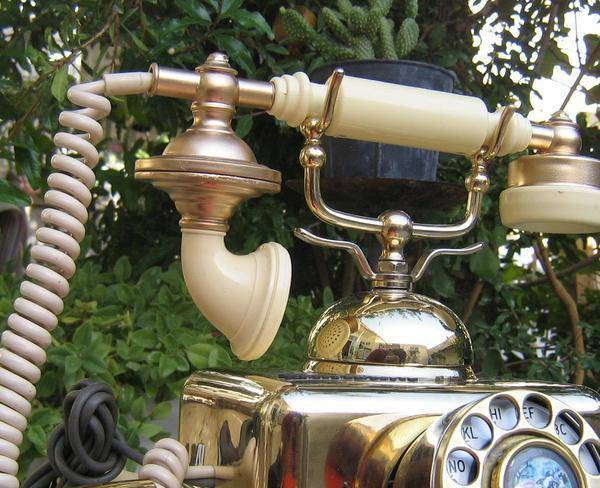 تلفن سلطنتی بکر قدیمی