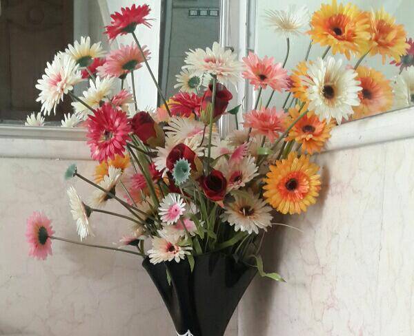 گل و گلدان زیبا
