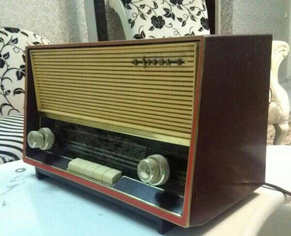 رادیو قدیمیه siera