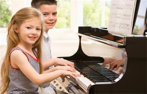 تدریس خصوصی پیانو خانم