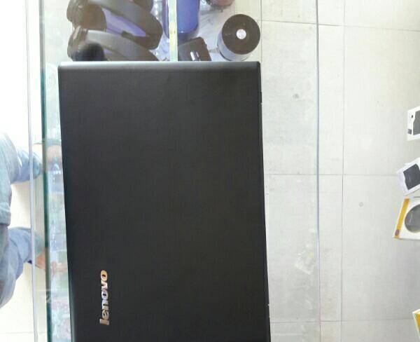 لپ تاپ Lenovo مدل ۳۰۰
