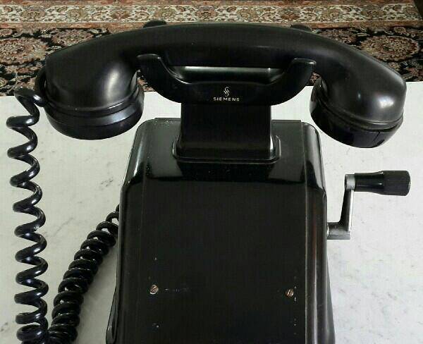 تلفن هندلی قدیمی