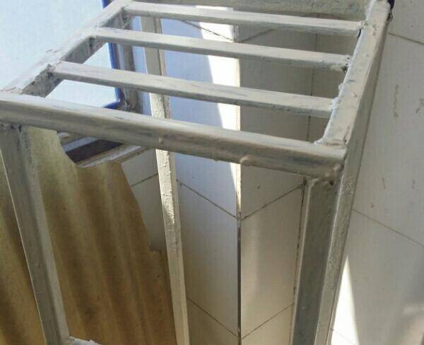 چهارپایه وسه پایه آهنی