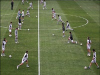 تمرینات دفاع منطقه ای و ضربات ایستگاهی مدرن در فوتبال 2012