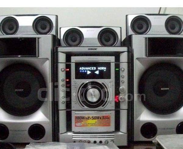 SONY MHC-GNV 99D