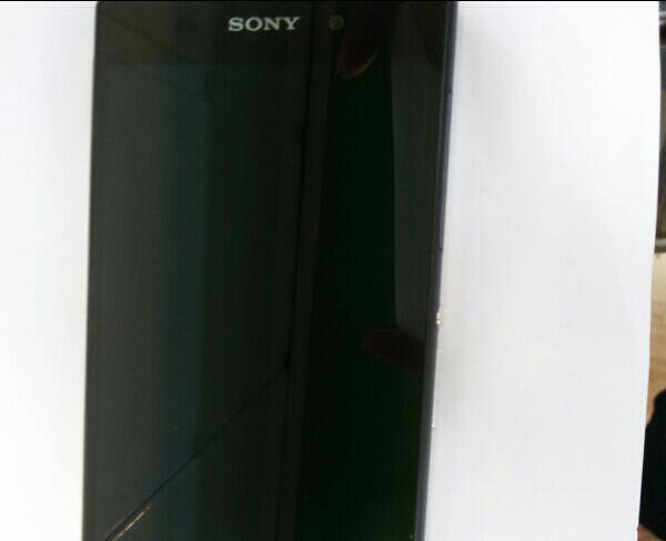 Sony T3