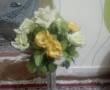 گلدان ایتالیایی همراه یک دسته گل