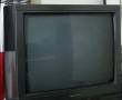 یک دستگاه تلویزیون HITACHI اصل ژاپن